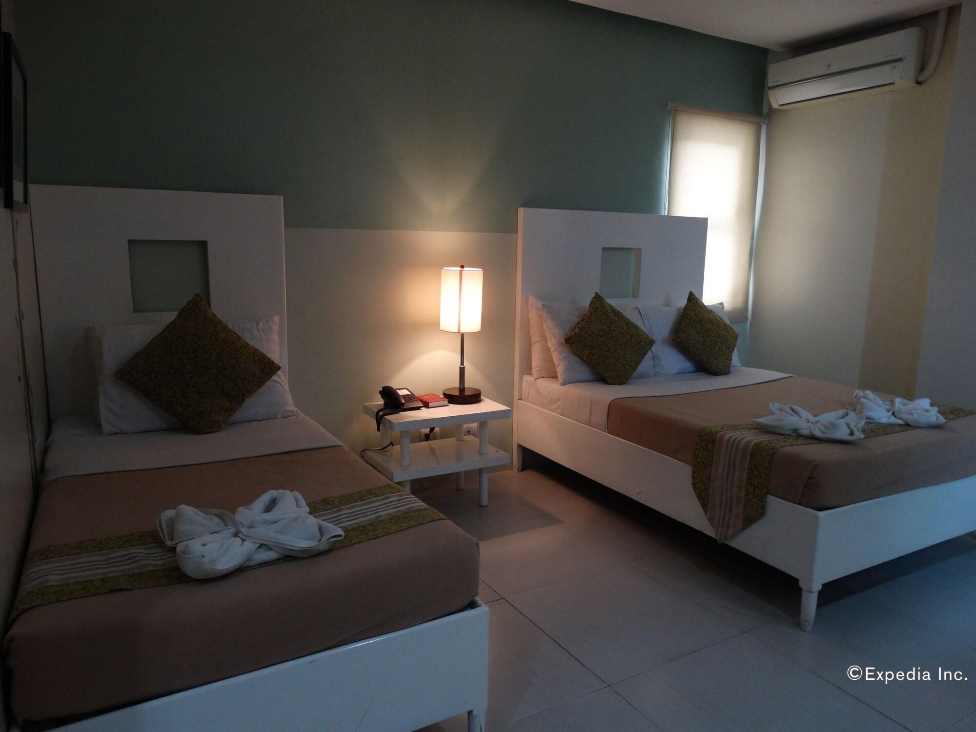 Empire Suites Hotel Puerto Princesa Eksteriør bilde